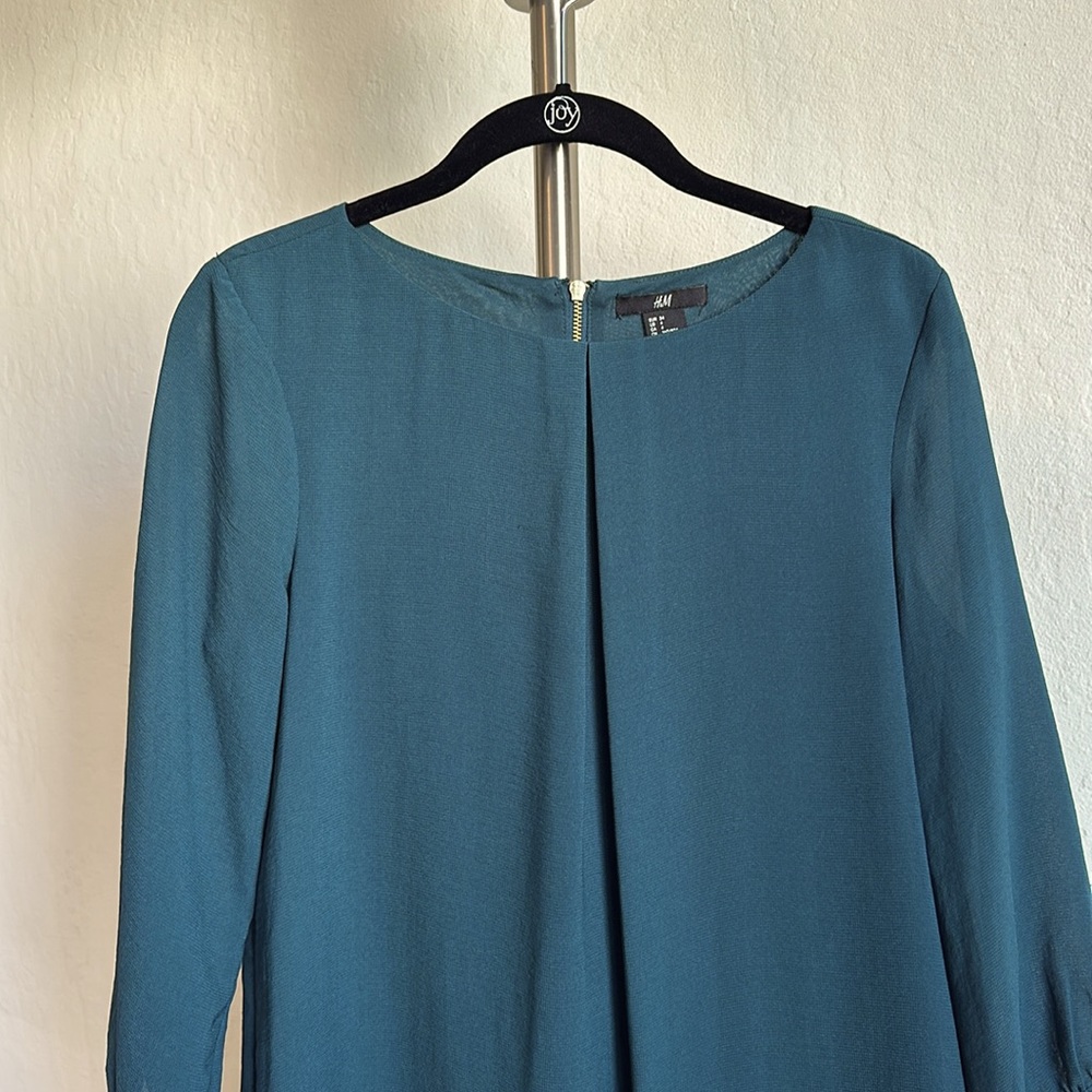 H&M Shift Dress - Picture 3 of 3